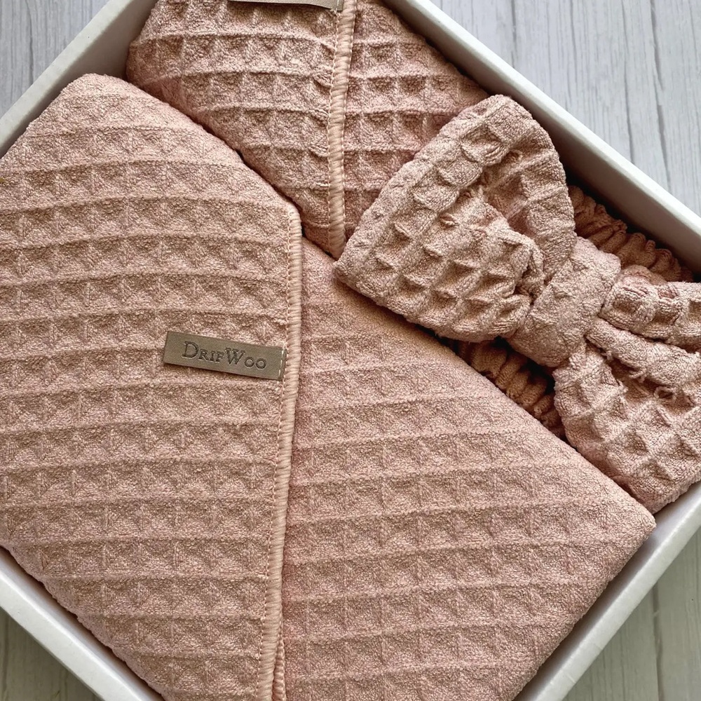 Blush Drif Wood Gift Set